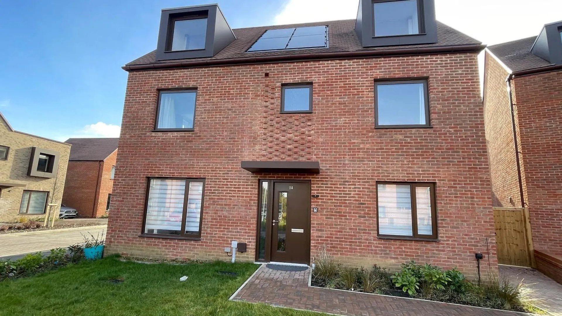 Holiday home Brand New Prestigious 5 Bed House Near Science Park - Cambridge Homehost